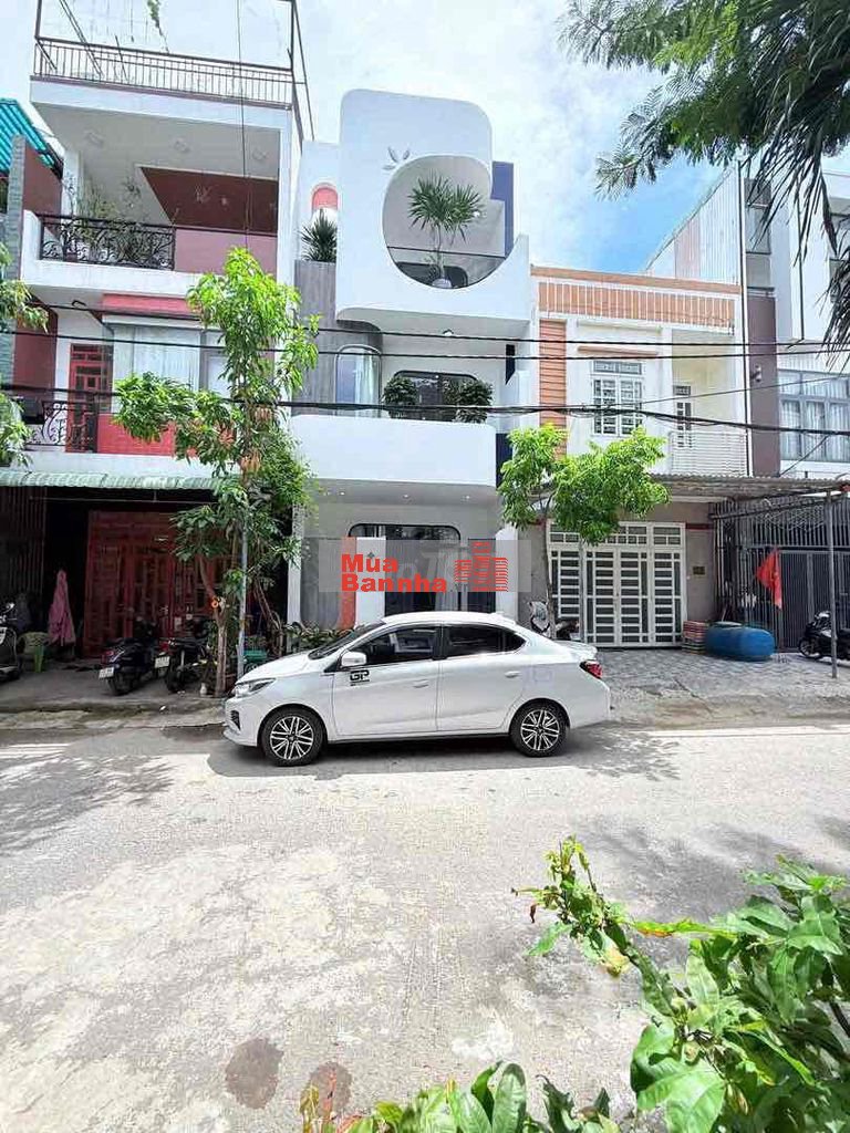 bán nhà 3 mê đúc mặt tiền Hòa Minh 14 ful nội thất luxury