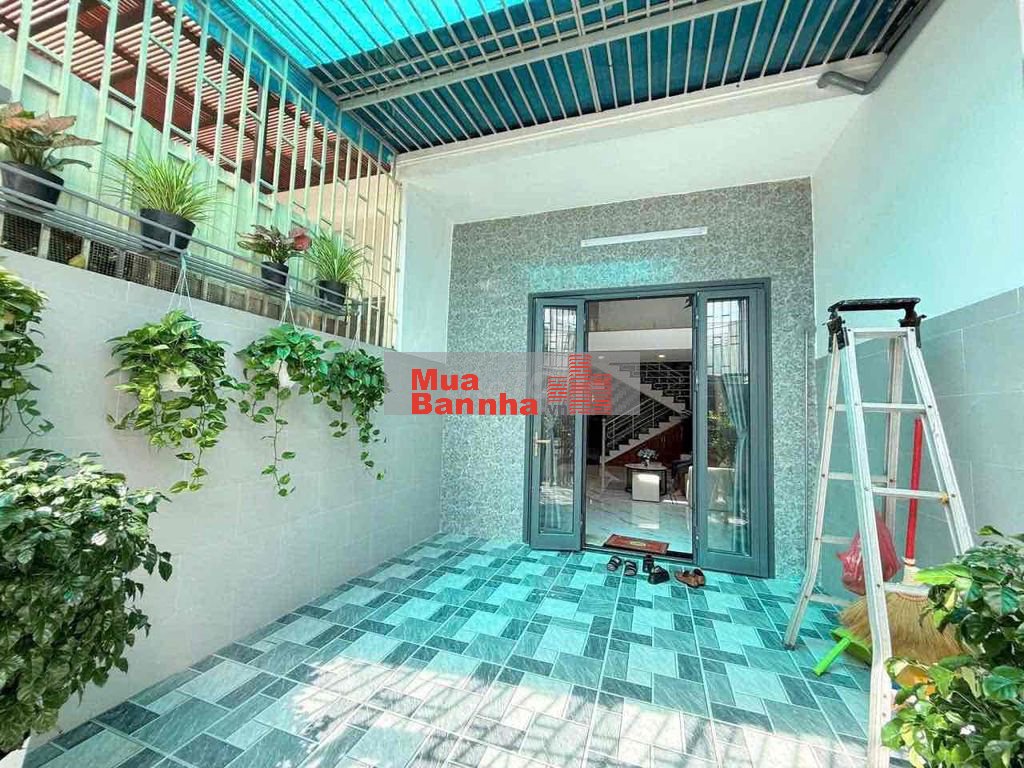 Bán nhà mê lửng đúc kiệt 193 Hà Huy Tập