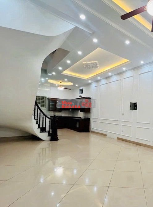 BÁN NHÀ ĐƯỜNG LẠC TRUNG_35M2_LÔ GÓC_DÂN TRÍ CAO_Ô TÔ ĐỖ_NHỈNH 8TỶ