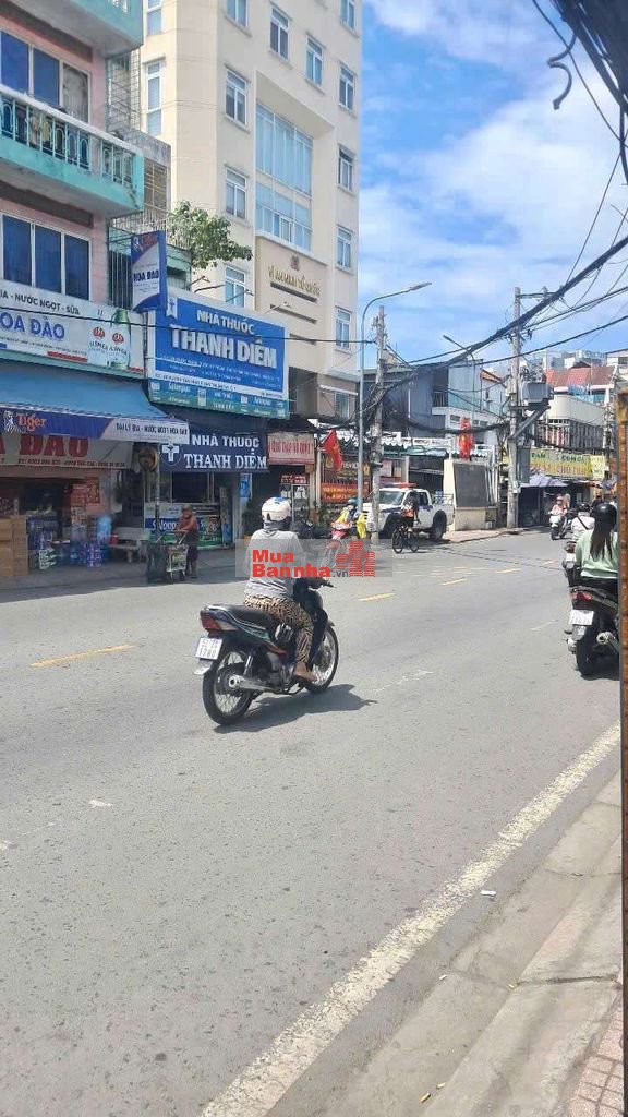 Bán Nhà Mặt Tiền Đường Huỳnh Tấn Phát Q.uận 7, Dt 4x22m Giá 9.8 tỷ