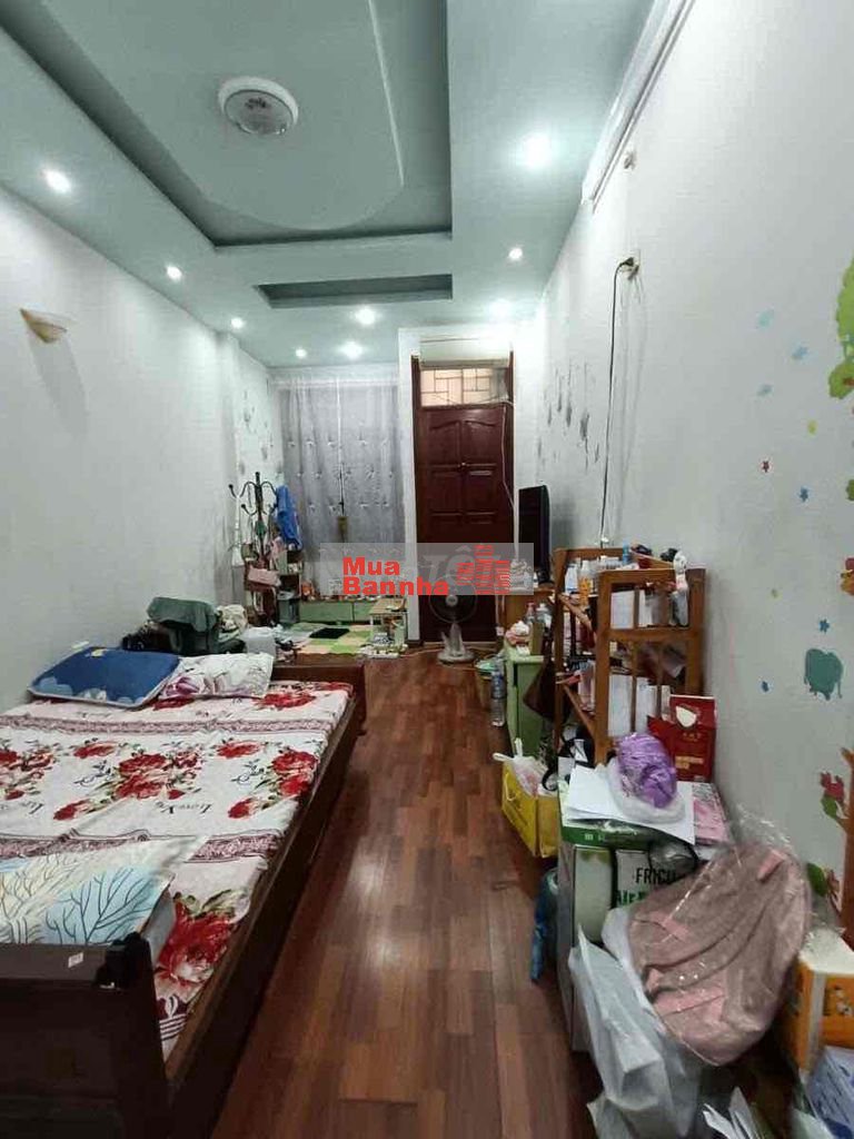 Cần bán. Huỳnh Thúc Kháng, nhà đẹp ở ngay, 45m2x5T, 1 ngoặt ra ô tô