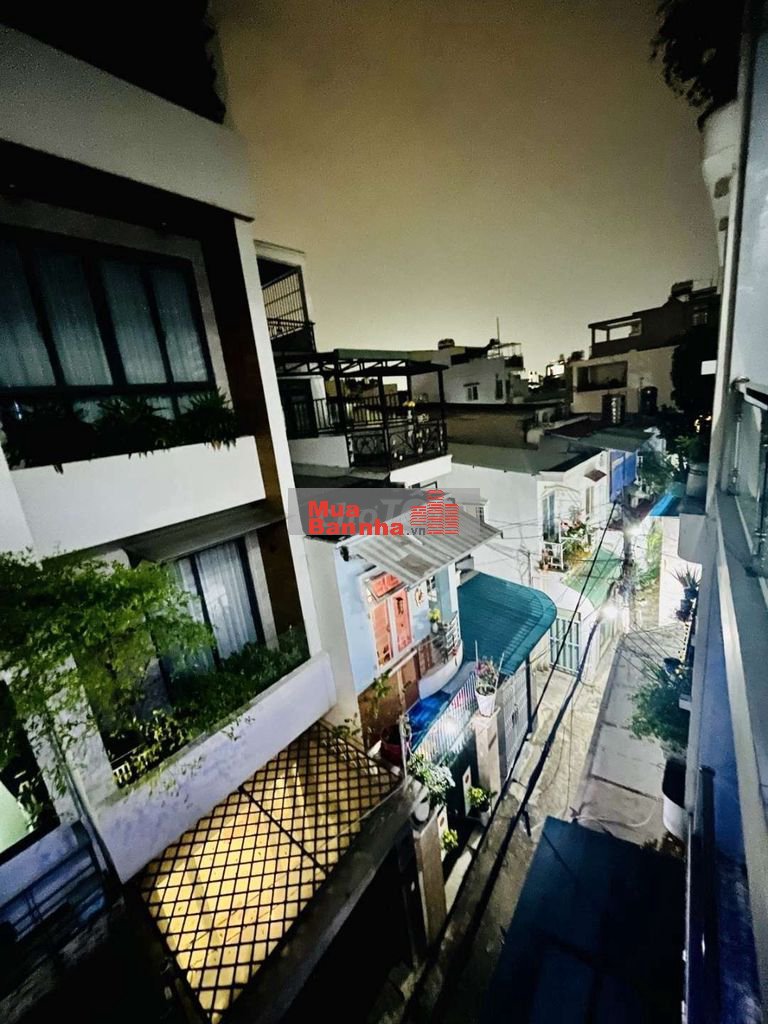 ĐỐI DIỆN CITYLAND - NGANG RỘNG 5.5 MÉT - CHỦ XÂY Ở KẾT CẤU CHẮN CHẮN