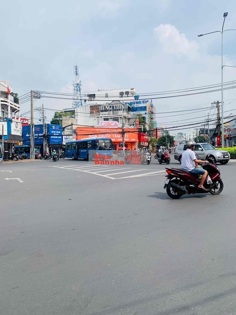 HÀNG NGON MẶT TIỀN 3TẦNG NGANG 8M NGAY CHỢ THỦ ĐỨC THU NHẬP 50tr/tháng