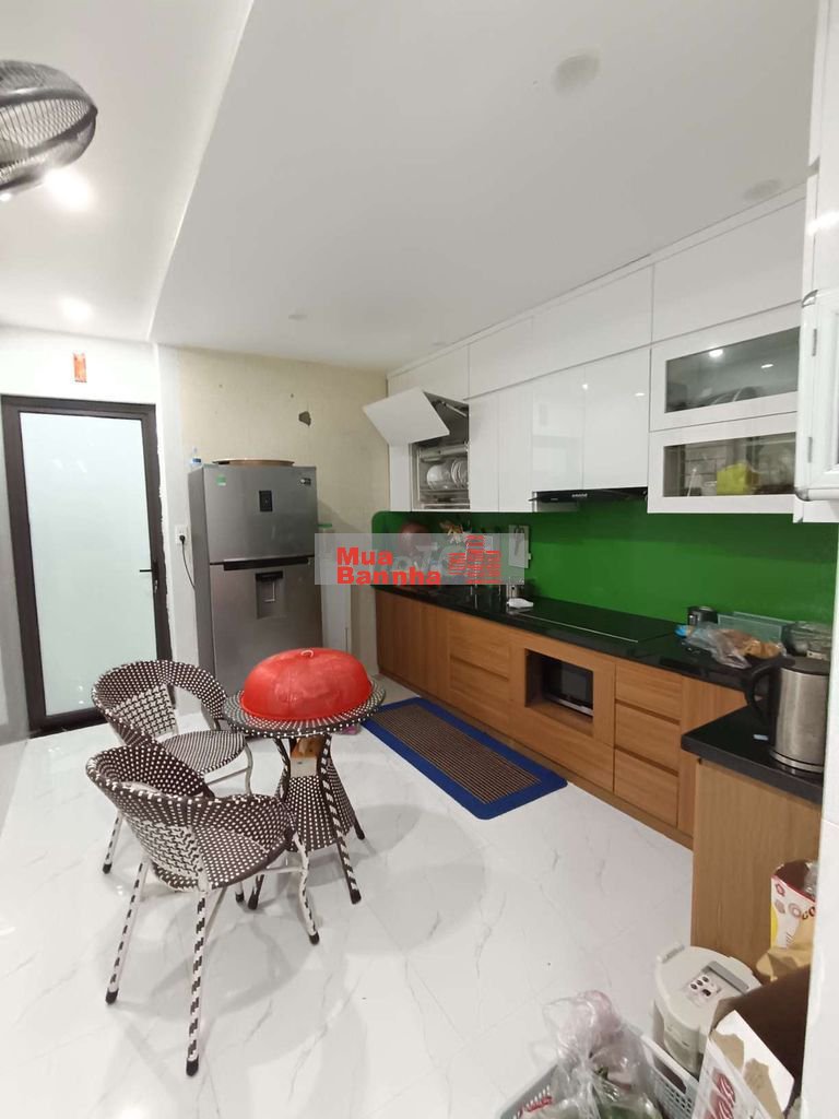 BÁN 60M2 LÔ GÓC HOÀNG ĐẠO THÀNH – 3.5 TẦNG Ở NGAY – CHO THUÊ GIỮ TIỀN