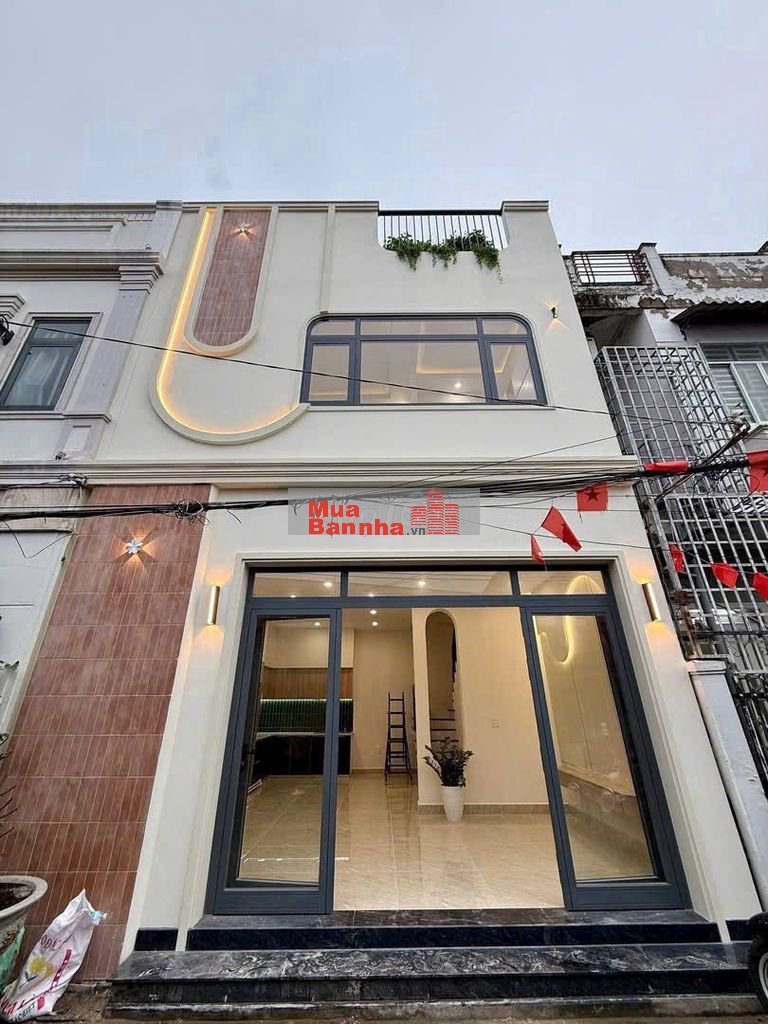 BÁN NHÀ NGAY CHỢ GẠCH KIẾNG SẦM UẤT - 1 LÀU 120M2 - SỔ RIÊNG