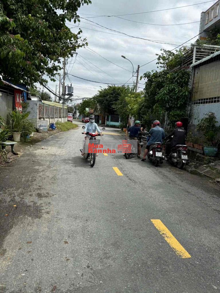 Nhà SHR mặt tiền Huỳnh Thị Na, Đông Thạnh 6,6 x 30