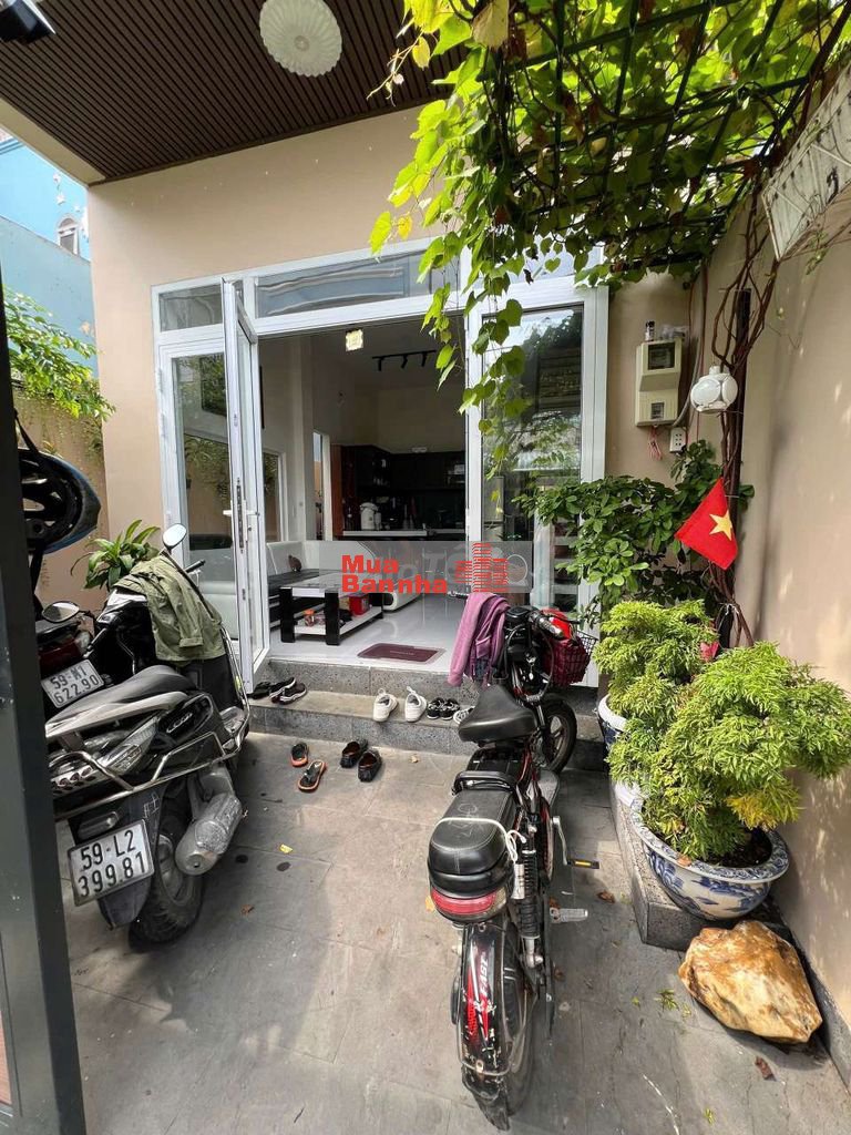 Bán nhà hẻm 141 rộng 4m đường Lưu Hữu Phước P15 Q8