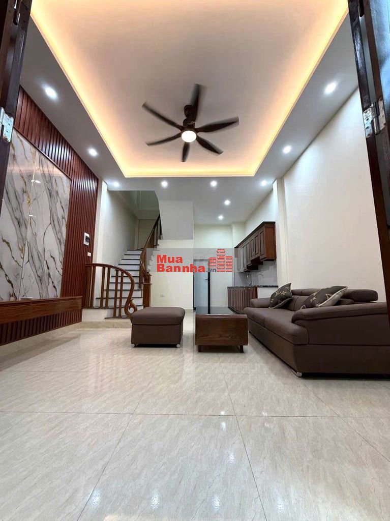 Nhà mới đẹp, Ở Ngay Đại Mỗ, 42m², 4 tầng, ngõ thông, chỉ 6,9 tỷ