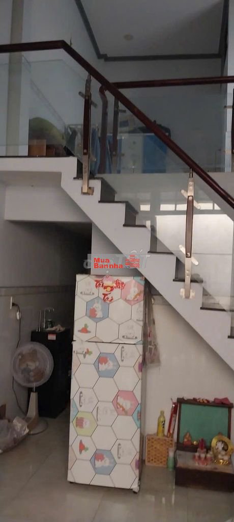 Nhà bán để ở 1 trệt 1 lững đúc