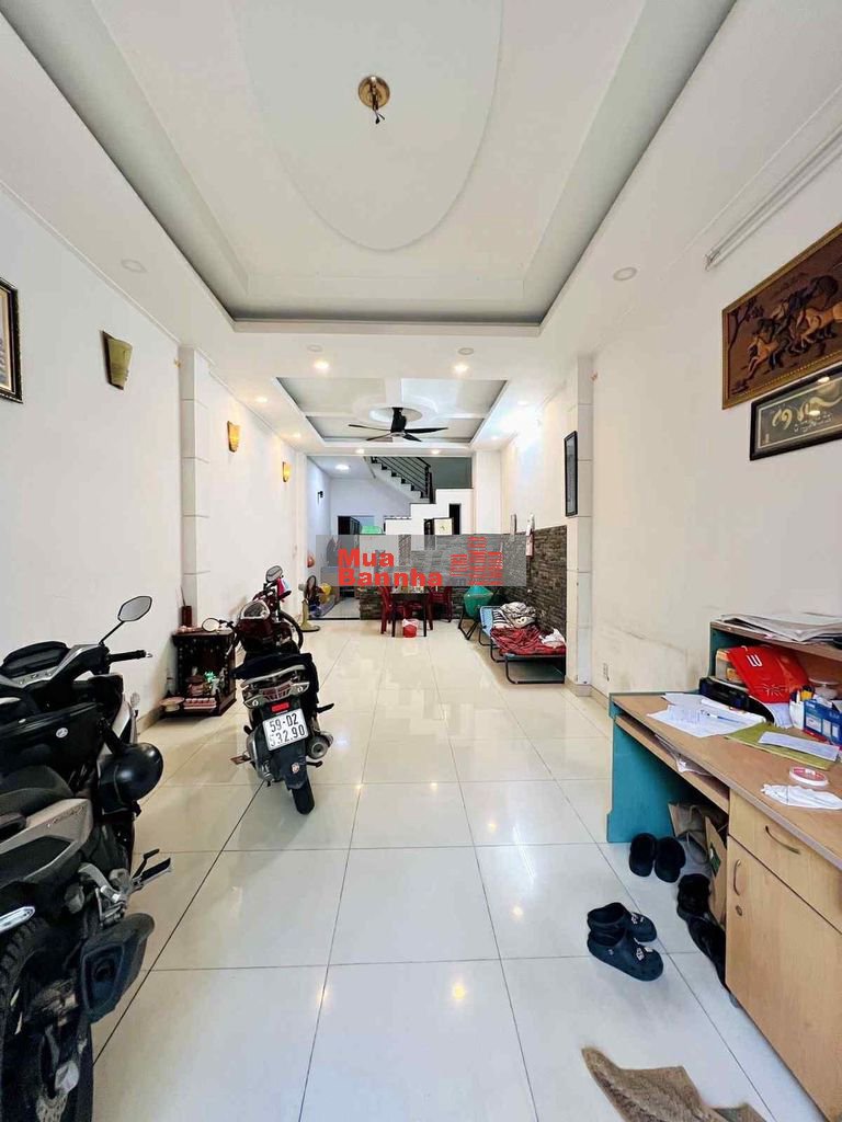 Ngay Chợ Tân Hương, Tân Phú, Hẻm 7M Thông, 84M2, 3 Tầng, Chỉ Hơn 8 Tỷ