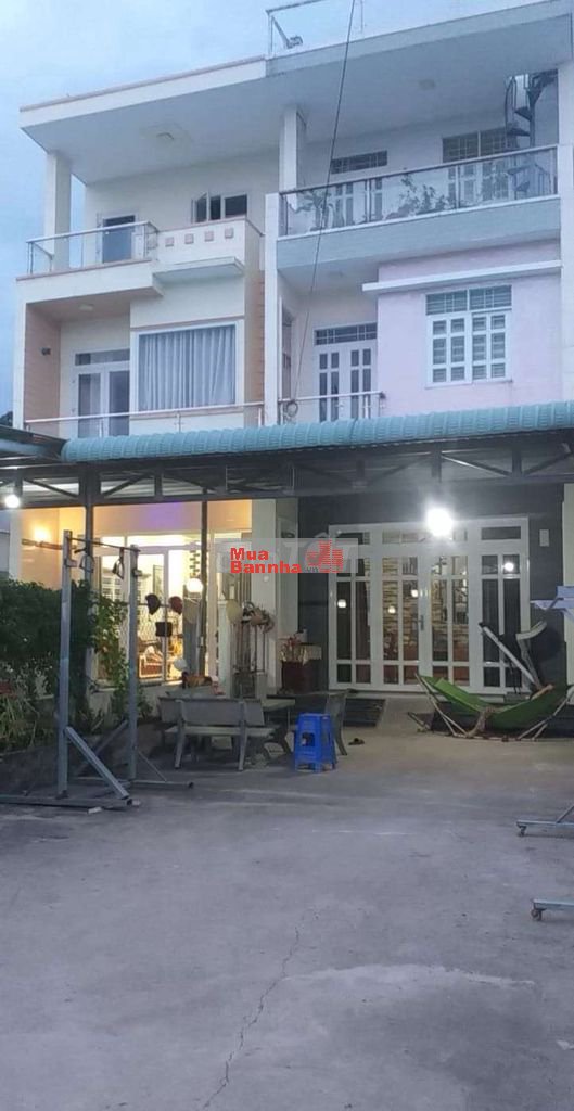 BÁN 1400M. CÓ TÀI SẢN THU NHẬP 100TR/ THÁNG