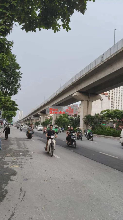 BÁN NHÀ VIP PHỐ PHÙNG KHOANG- MẶT NGÕ THÔNG- GẦN TRƯỜNG CHỢ LỚN