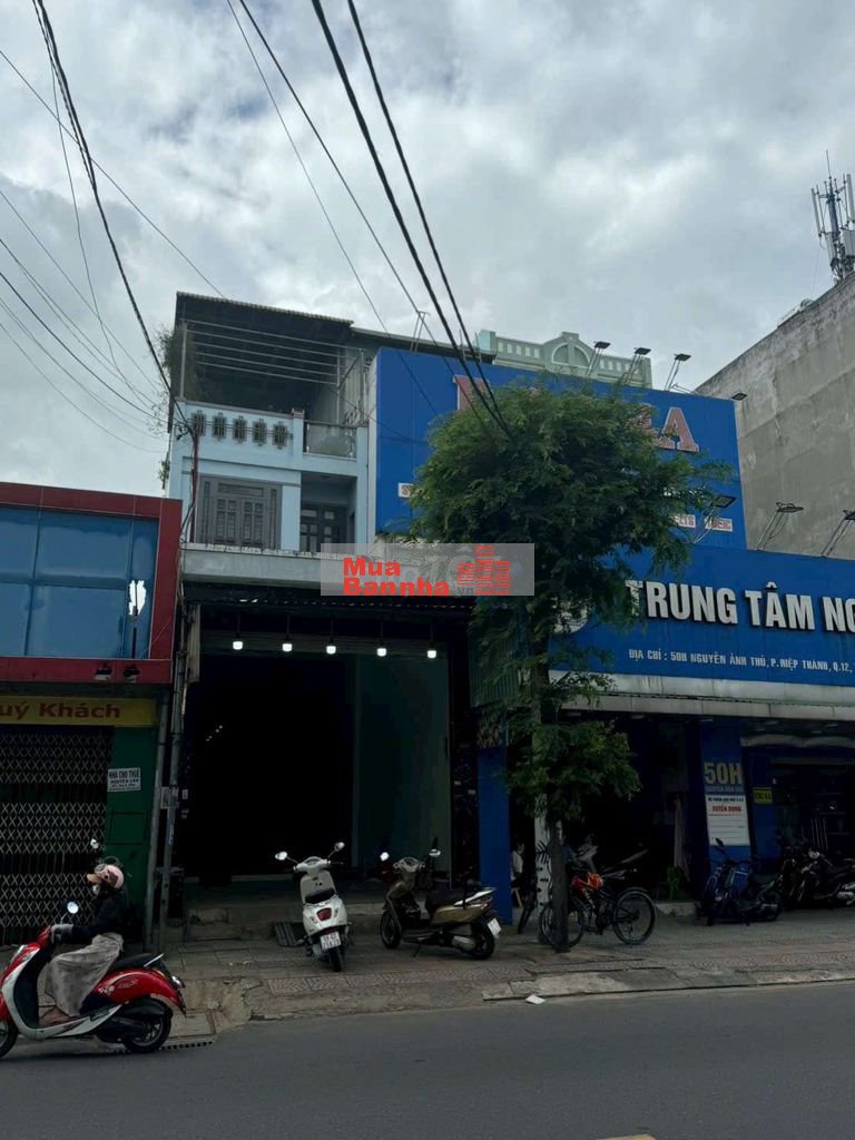 Nhà phố 3 tầng 4,2m x 26m. Mặt tiền Nguyễn Ảnh Thủ Sát Sacombank