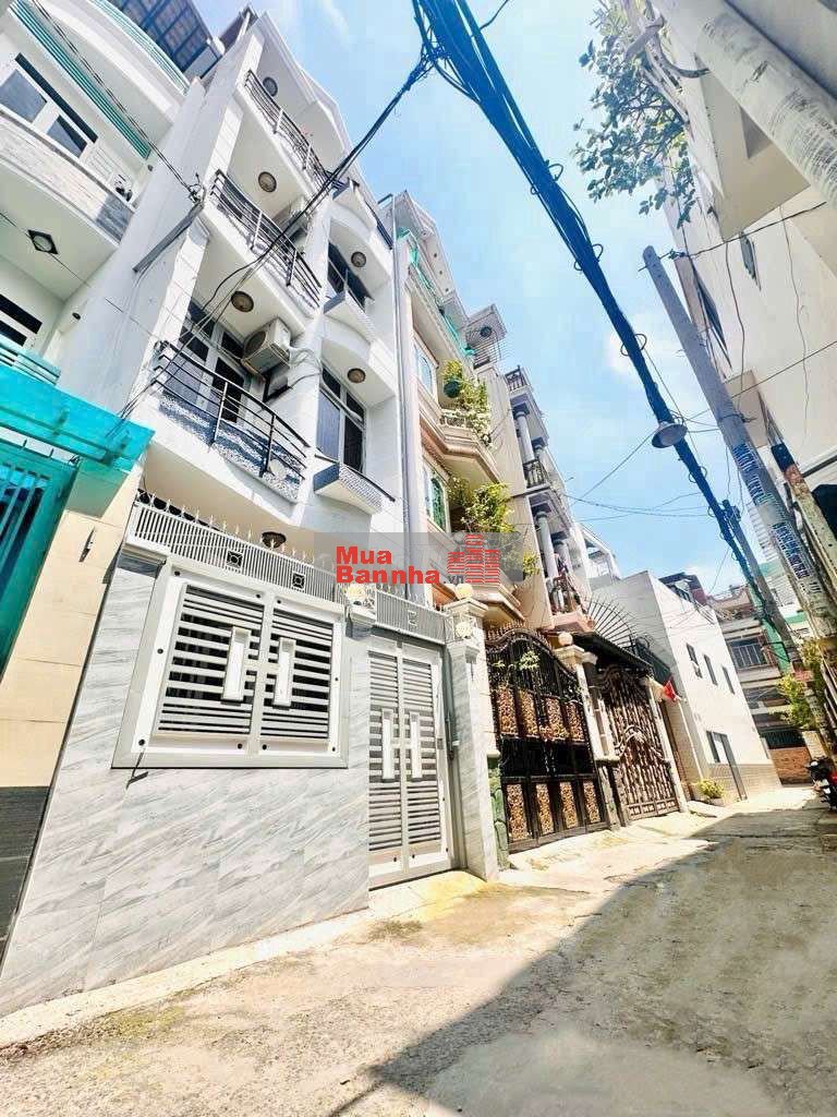 Chỉ 3 tỷ. Nhà hẻm xe hơi, đường Lê Quang Định, p5, Bình Thạnh. 3,5m*6m