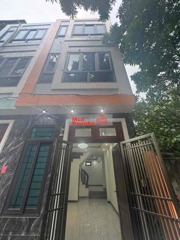 3.x tỷ nhà Phụng Châu Ngõ thông sát ô Tô