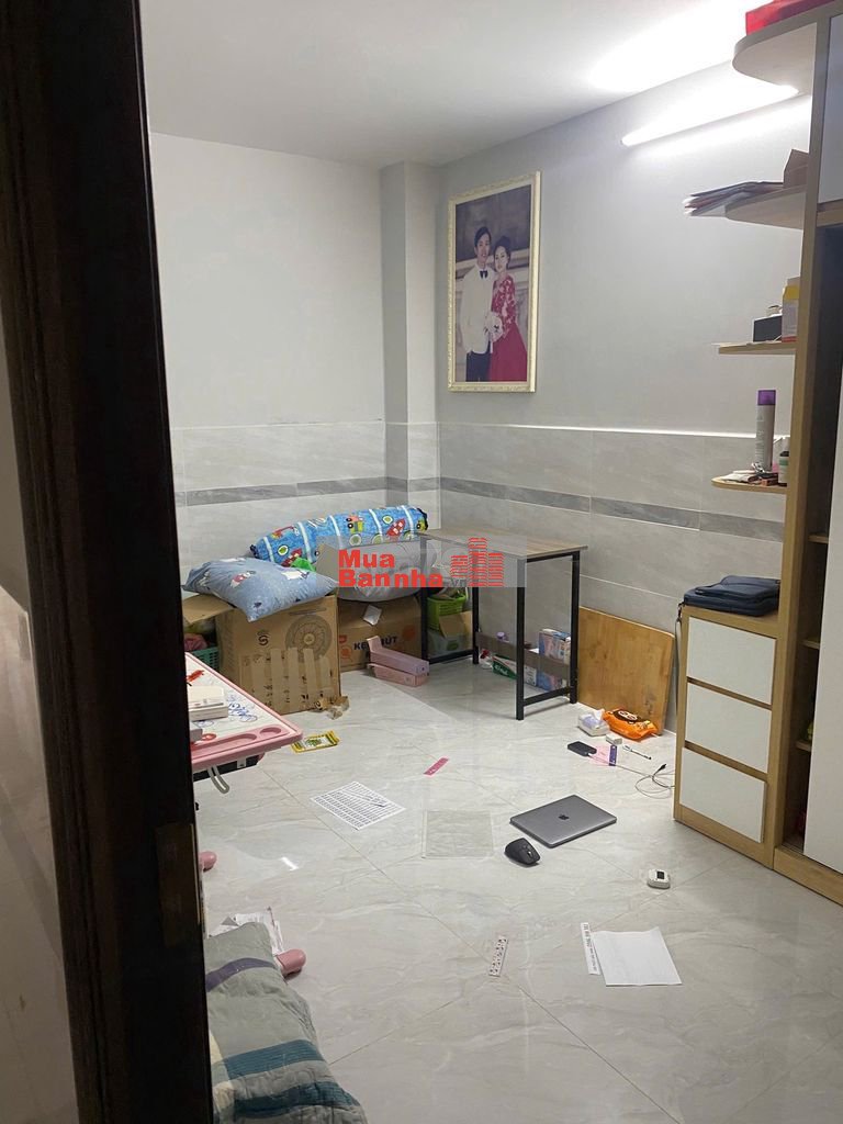 Nhà mặt tiền chợ hẻm 6m Huỳnh Văn Bánh