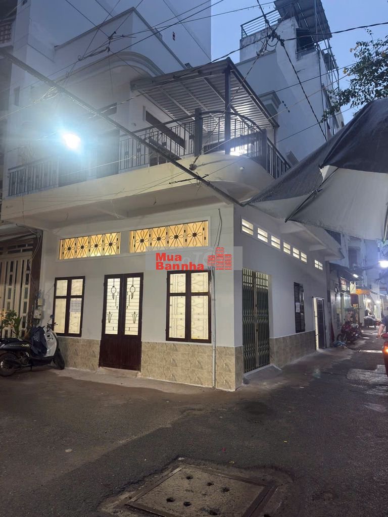 Lô góc 2MT 7m Lê Văn Sỹ