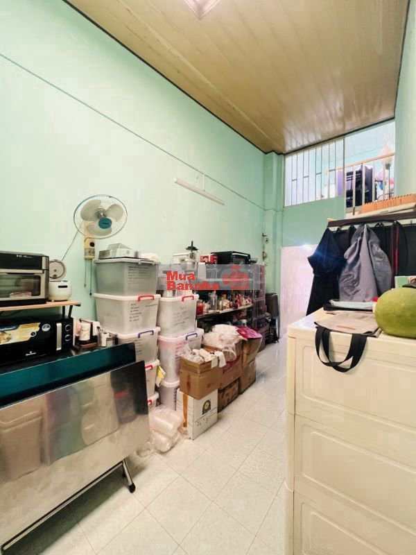 Quận 1 - Bán nhà gần mặt tiền TPHCM, gần Chợ Bến Thành, giá rẻ