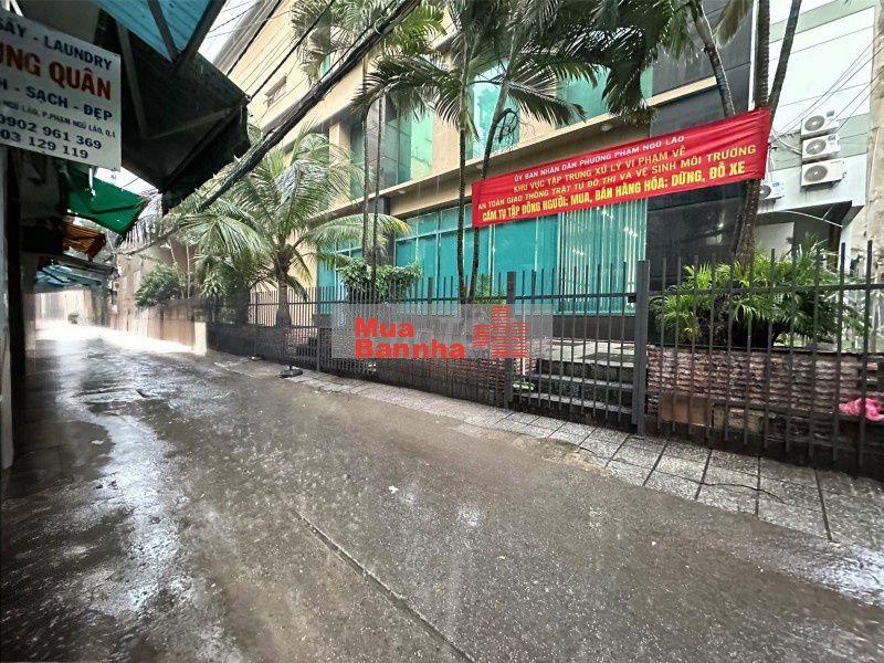 Quận 1 -Bán nhà gần mặt tiền TPHCM, gần phố Tây, chợ Bến Thành, giá rẻ