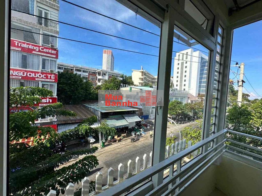 Bán Nhà Mặt Tiền Tôn Thất Tùng Vĩnh Thọ Nha Trang Gần biển