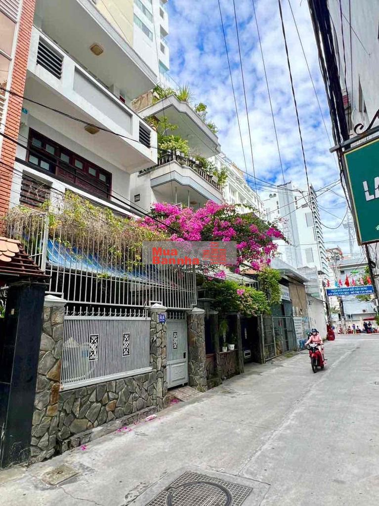 Nhà Hẻm Tuệ Tĩnh Lộc Thọ Nha Trang Gần Biển Đường OTo Có Dòng Tiền
