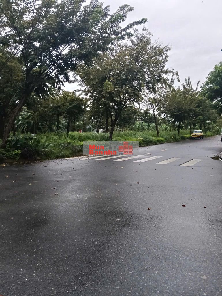 BÁN NHÀ 2 TẦNG LỬNG VIP TRƯỚC CÔNG VIÊN HOÀ XUÂN,ĐÀ NẴNG