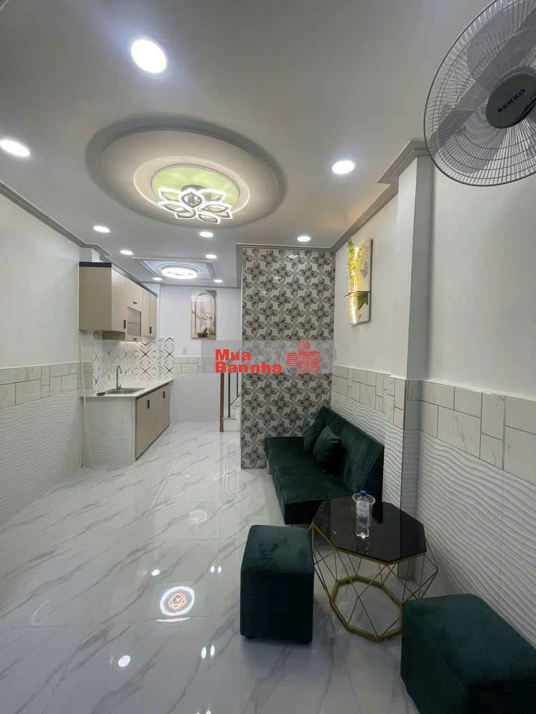 Nhà Mới Đẹp 3 Tầng Quận 6 Hậu Giang 18m2 2PN Dọn Vào Ở Ngay