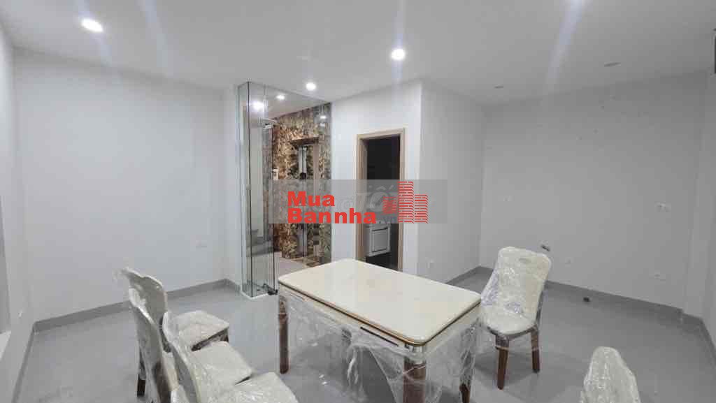 Bán nhà Nguyễn Văn Huyên Cầu Giấy 38 m² 6 tầng thang máy mới giá 9,5 t