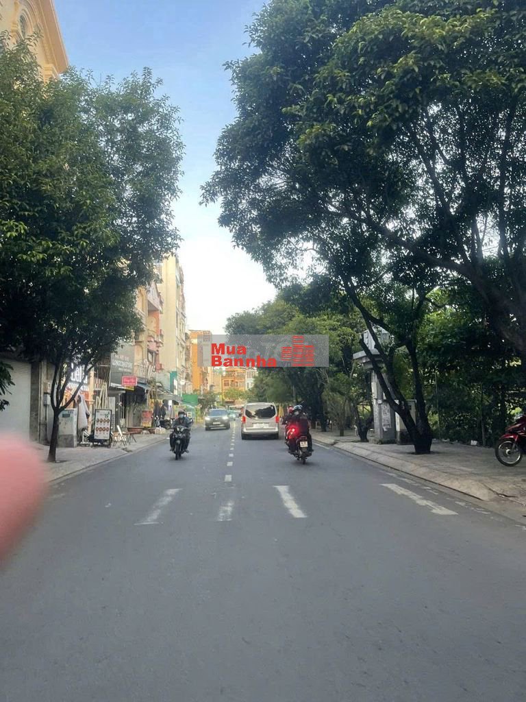 NHÀ BÁN 2 MẶT TIỀN TRƯỚC SAU ĐƯỜNG LÊ TUẤN MẬU DT(4X25)GIÁ 15.5 TỶ