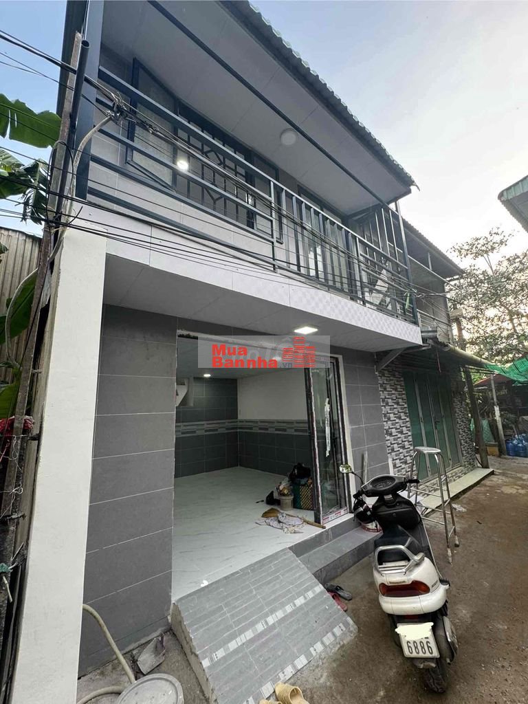 Nhà Hẻm xe hơi 1 lầu 2 pn 2 toilet có ban công đường Đa Phước