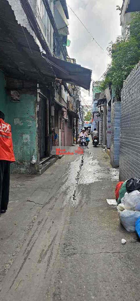 nhà nhỏ xinh ngay tt quận 7. sát khu dc HIm Lam. lote mart 1q7