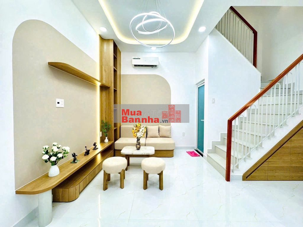 So hot bán nhà riêng tại Nguyễn Bỉnh Khiêm Q1, 37m2, 3PN + 2WC, Quận 1