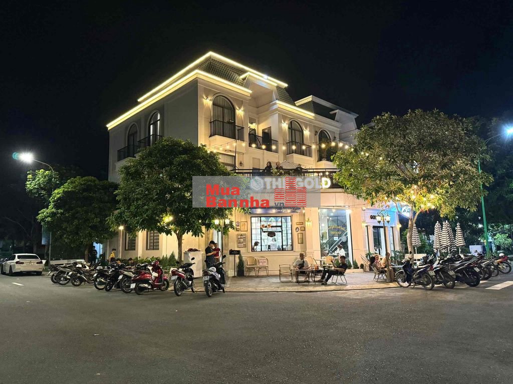 Chủ Ngộp Thanh Lí Căn Nhà Ngay Trung Tâm Giáp Siêu Thị Aeon Mall