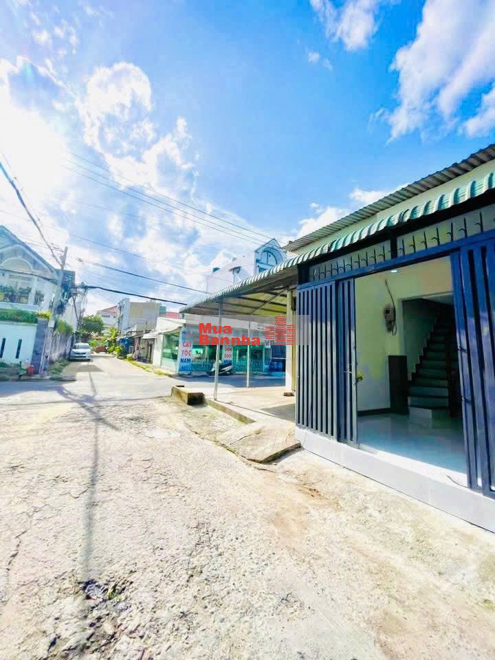 Bán nhà sau lưng Nhà Thi Đấu Đa Năng Q12, Hẻm xe tải giá 1ty439 TL