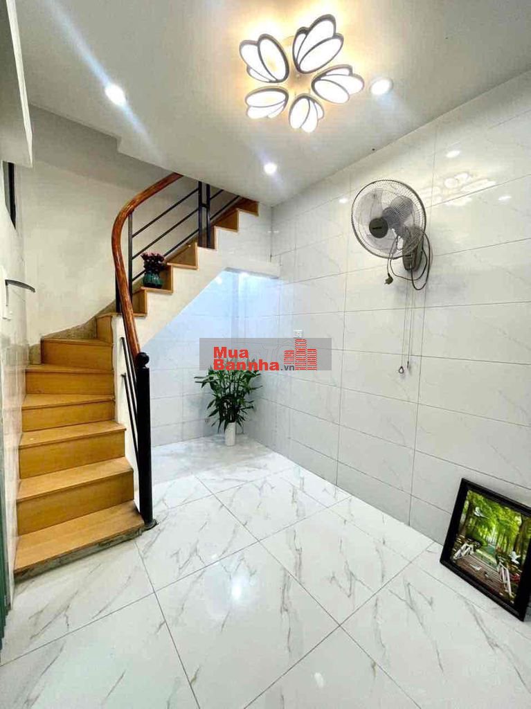 Hot! 2 tỷ có nhà đẹp Tân Mai-Oto tránh 10m-16m*4tầng; 2NKK