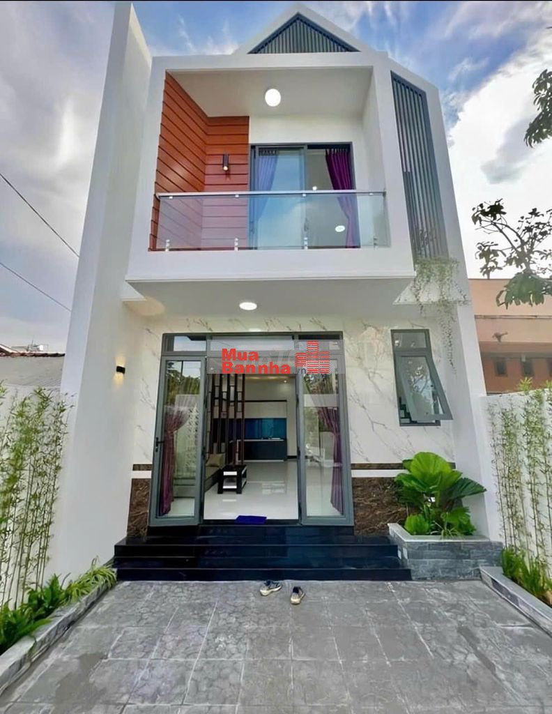 Thường xuyên đi công tác xa nên tôi cần bán lại nhà Gần Cx Đức Hưng