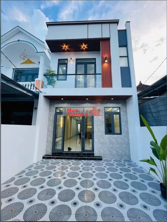 Chủ kẹt tiền cần bán nhà 1 trệt 1 lầu ngay Tương Bình Hiệp 120m2 - SHR