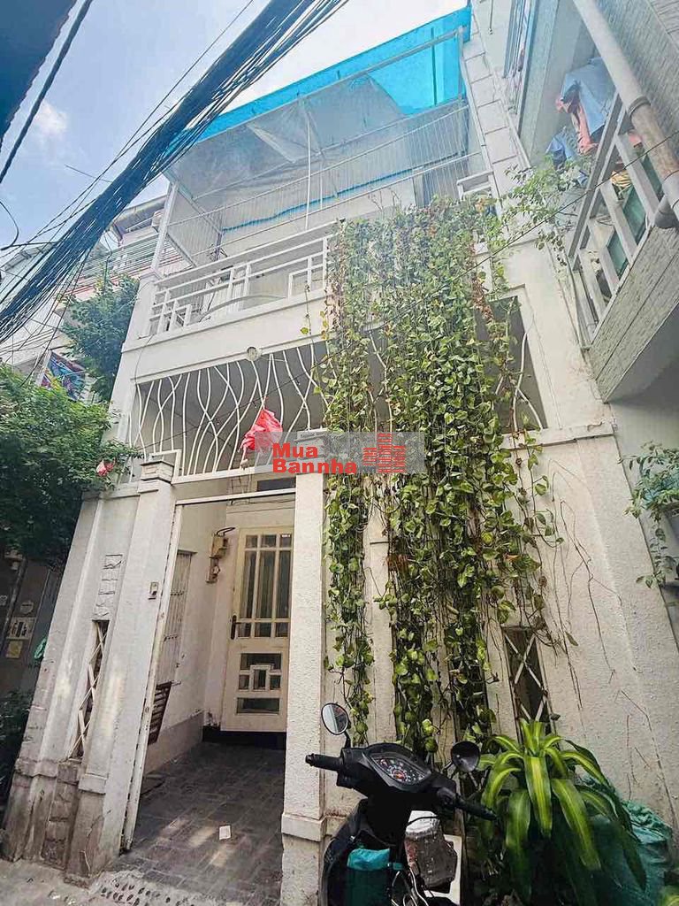 NHÀ 3 LẦU TRẦN XUÂN SOẠN KẾ BÊN KIỀU ĐÀM Q7