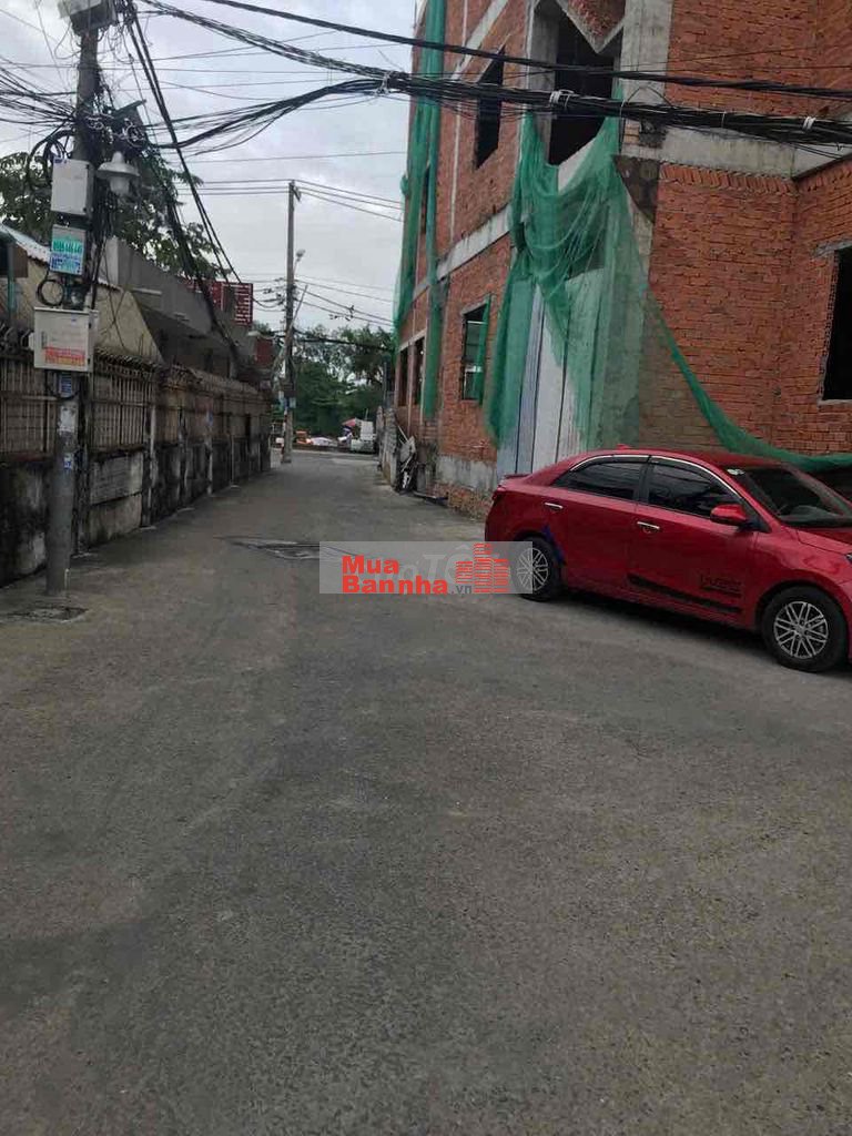 HẺM XE HƠI GẦN TỚI KẾ BÊN CƯ XÁ NGÂN HÀNG QUẬN 7