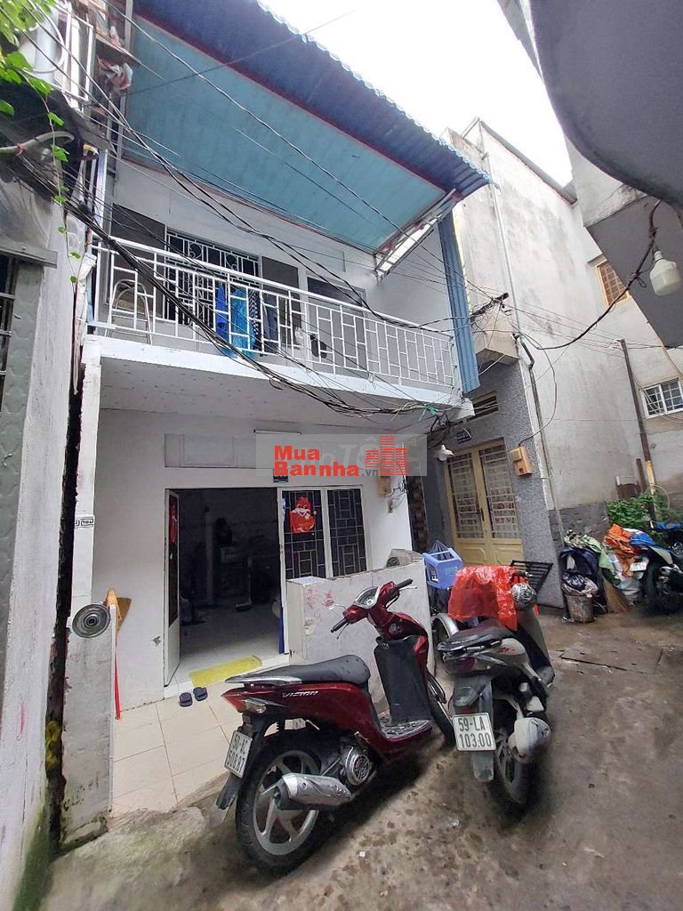 Bán nhà dô ở liền trệt +lầu vị trí cực đẹp