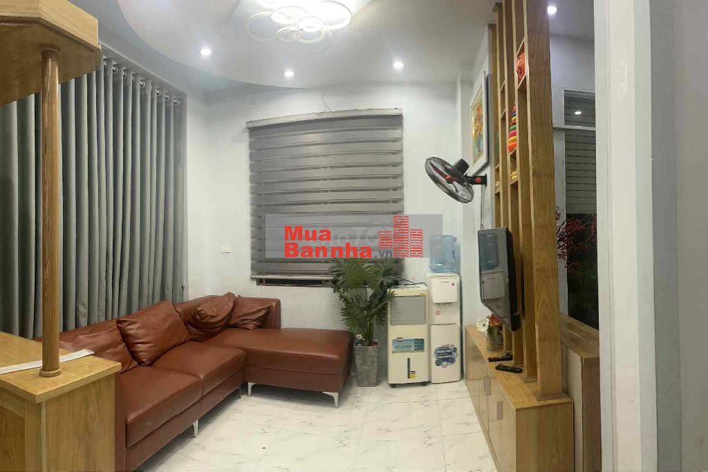 Nhà đẹp LÔ GÓC 38m2 4PN Phố lụa Vạn Phúc Hà Đông giá 8,1 tỷ miễn TG