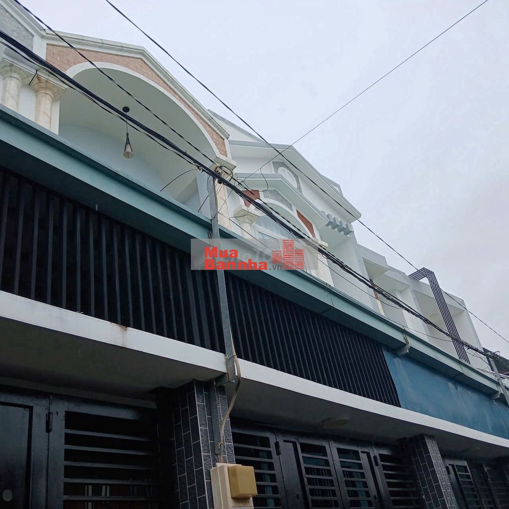 Bán 2 căn nhà 1 trệt 1 lầu ngay bến xe miền đông mới