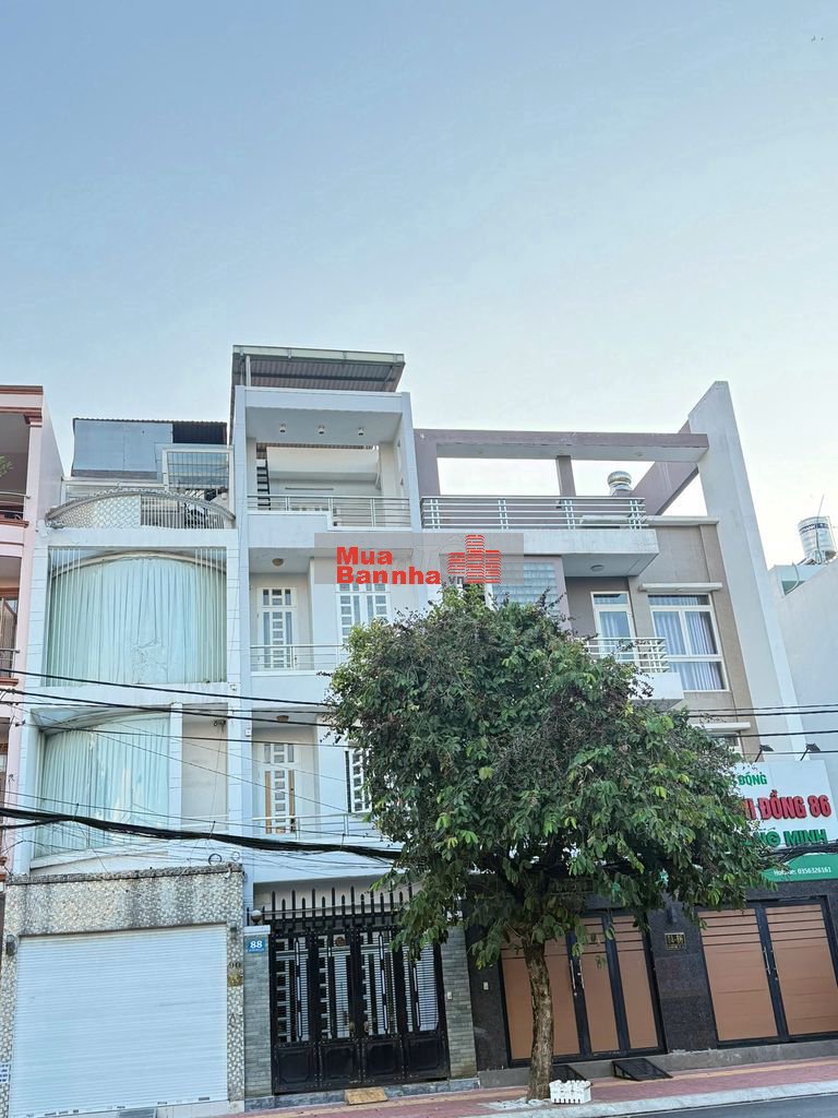 BÁN NHÀ 4 TẦNG, Đường Cao Lỗ, lòng đường 10m xe hơi tới nhà, Quận 8