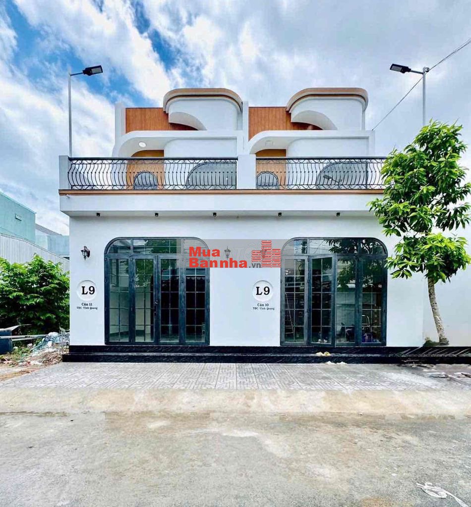 Hot Hot nhà mới 100% vua mới xong gần chợ 30/4