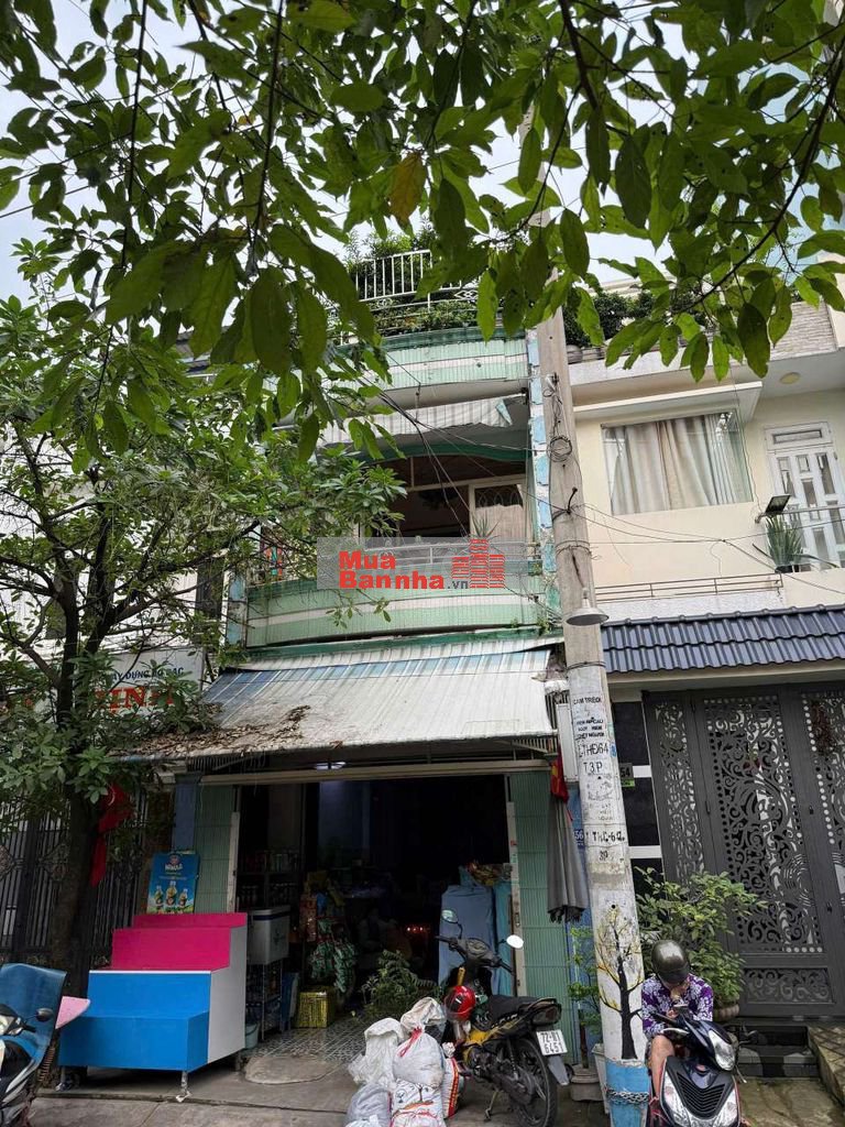 Bán nhà mặt tiền sổ hồng đường xe tải