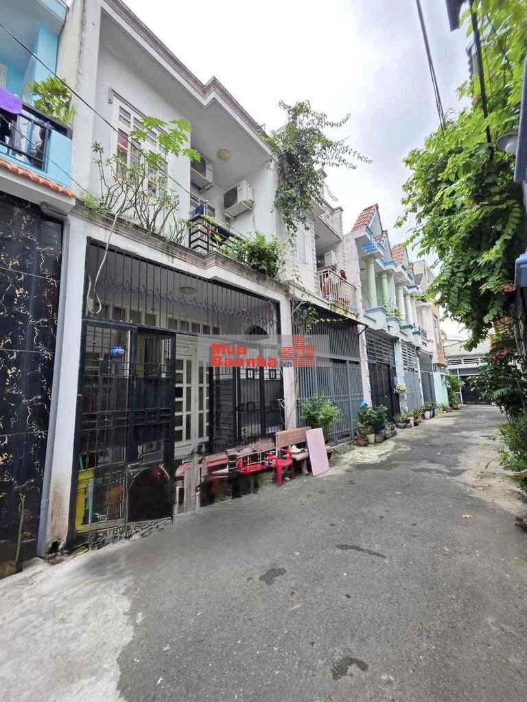 BÁN NHÀ GẦN CHỢ DĨ AN 1. NHÀ THỜ DĨ AN