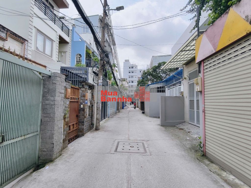 Bán nhanh nhà có 38p dịch vụ thu nhập ổn đỉnh.