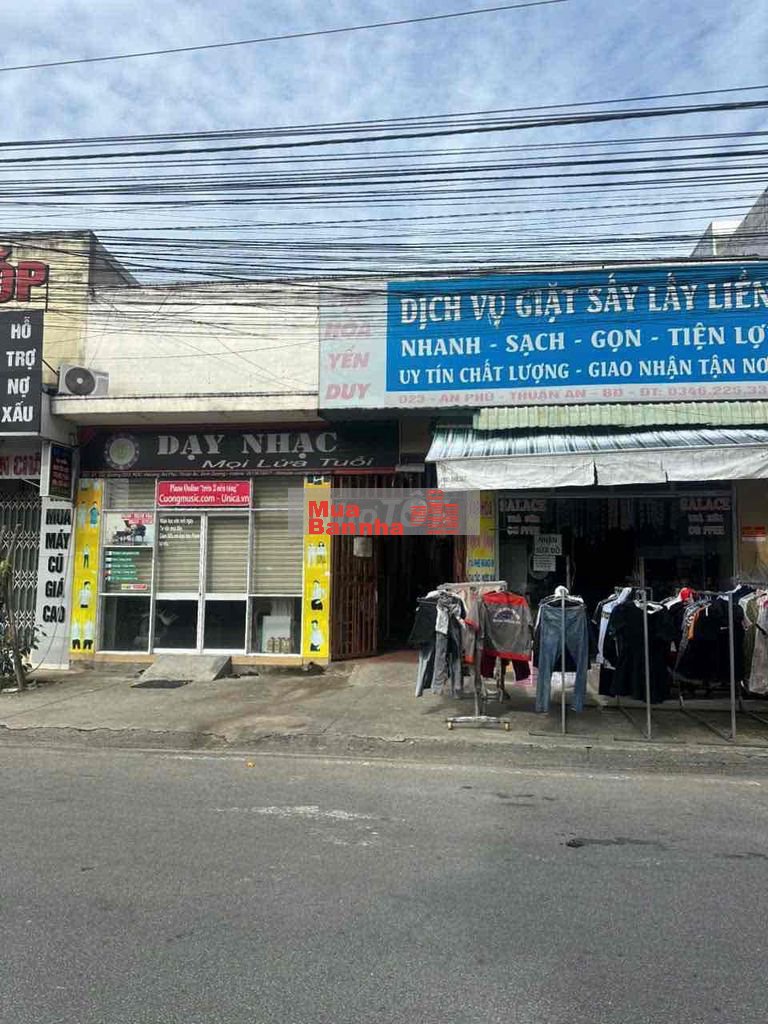 cần bán 1 cặp nhà trọ kdc vietsing dt 300m2 full thổ cư