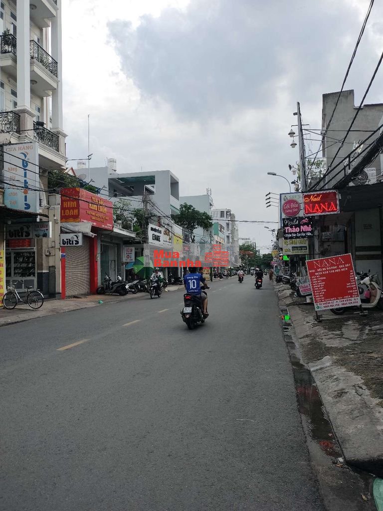 Bán Nhà vị trí kinh doanh DT:4x18 phường tân Quy quận 7 vị trí cựcđẹp