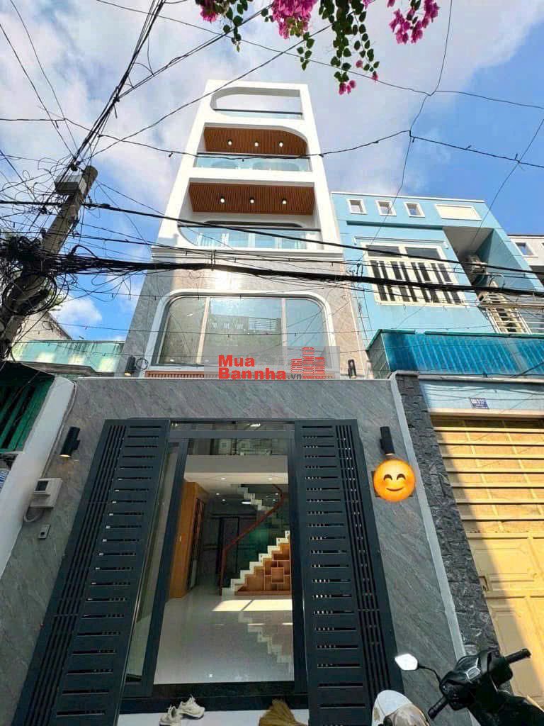 Nhà đúc 5 tấm . Hẻm 688 Hương Lộ 2, dt: 4x14